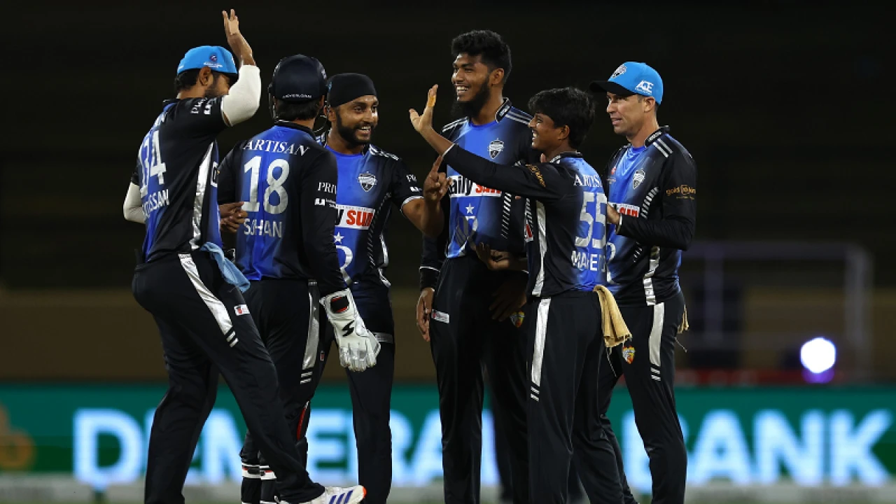 মেহেদীর আগুনে বোলিংয়ে লাহোরকে হারিয়ে ফাইনালে রংপুর