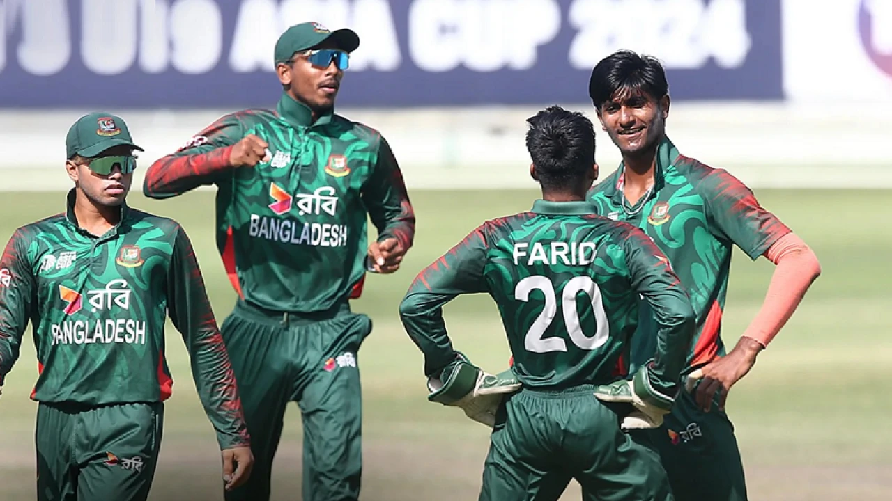 সেমিফাইনালে পাকিস্তানকে ১১৬ রানে অলআউট করে দিলো বাংলাদেশ