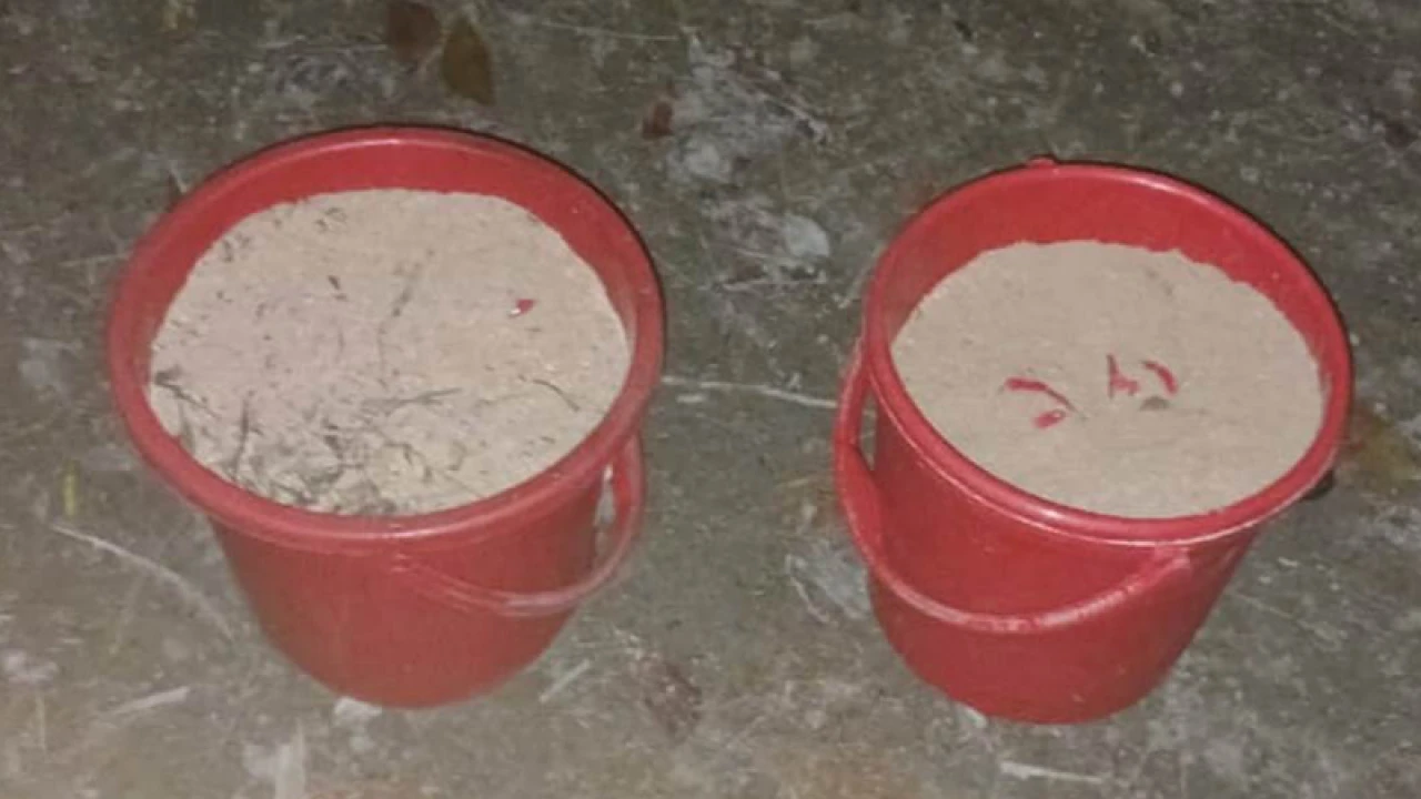 কবরস্থান থেকে ২০ হাতবোমা উদ্ধার