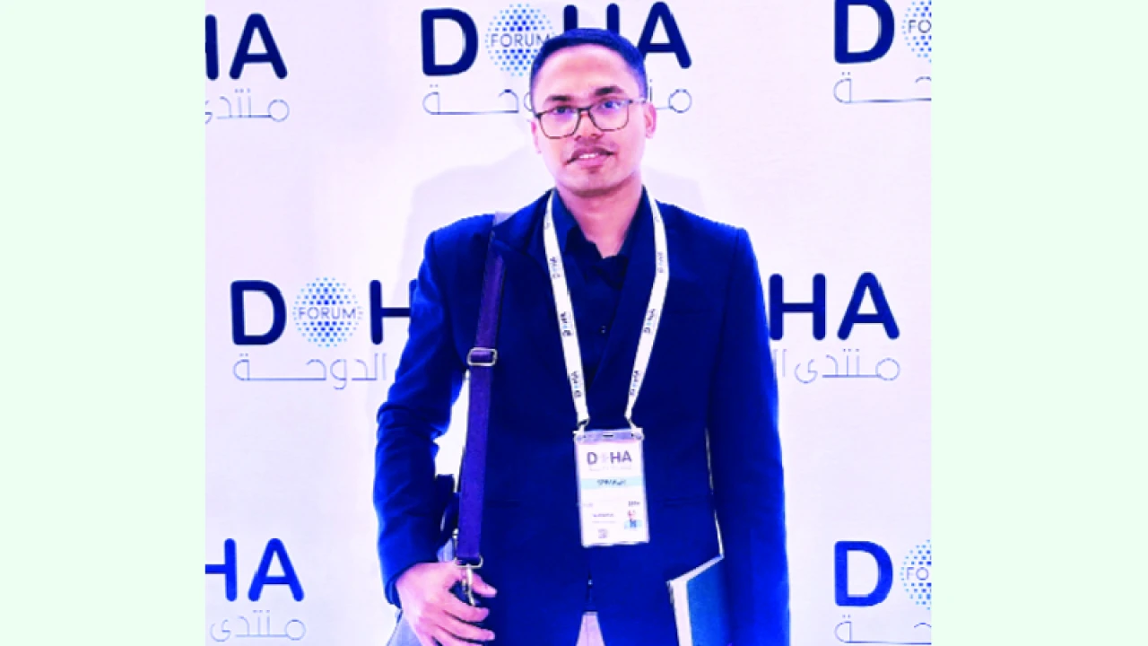 দোহা ফোরামে ঢাবি শিক্ষার্থী সাজিদ