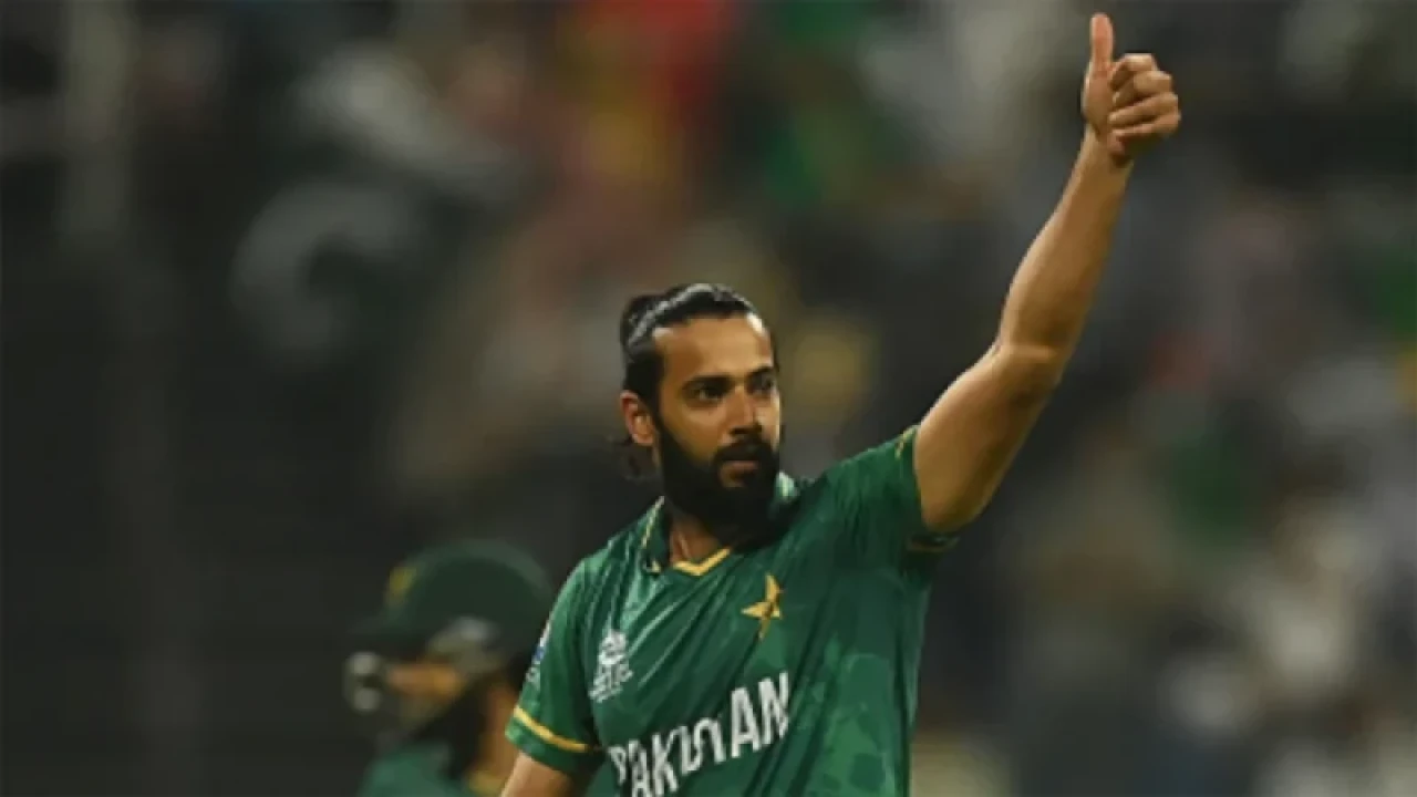 আবারও অবসরে ইমাদ ওয়াসিম