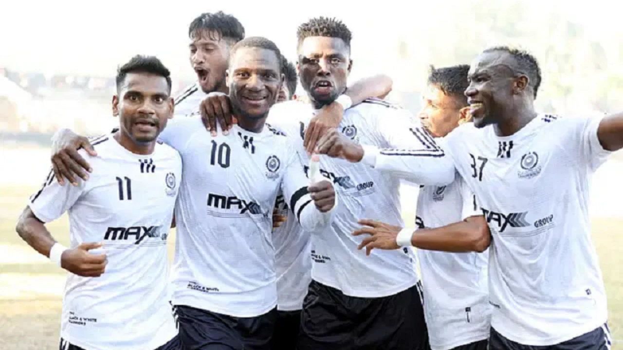 আবাহনীকে হারিয়ে শীর্ষস্থান পোক্ত করল মোহামেডান