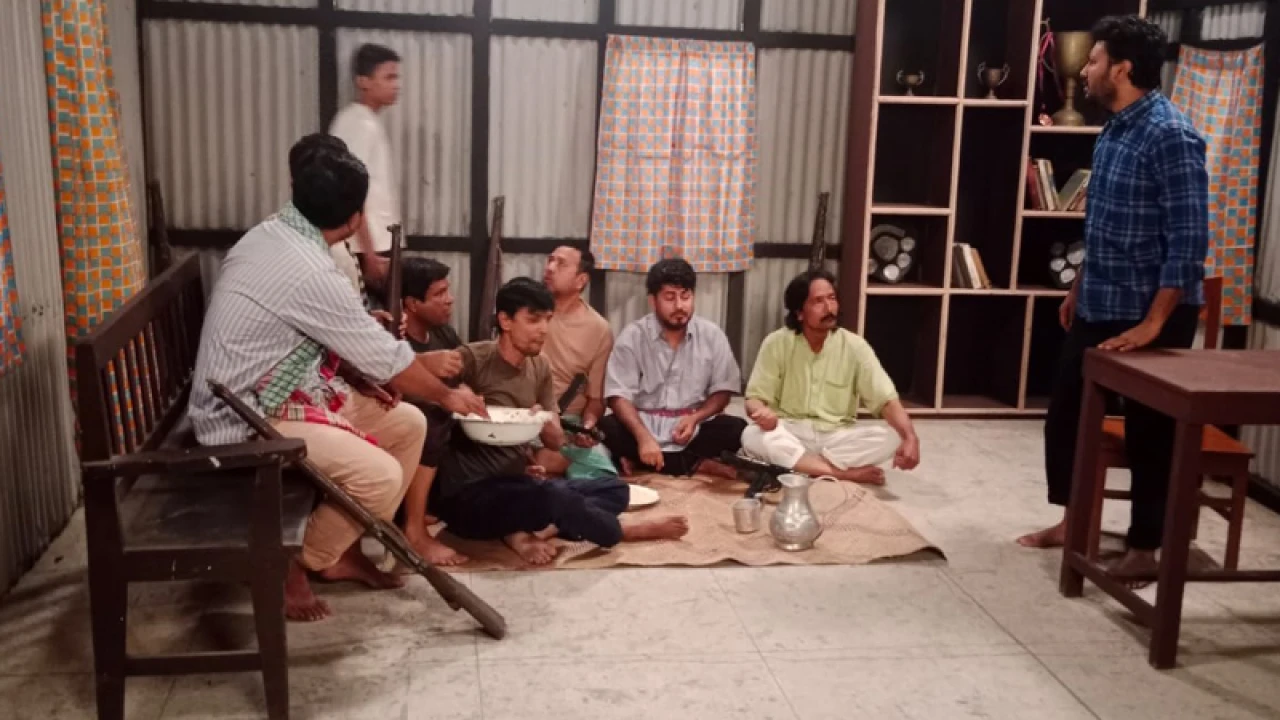 বুলেটের কারণে প্রেমিকাকে হত্যা!