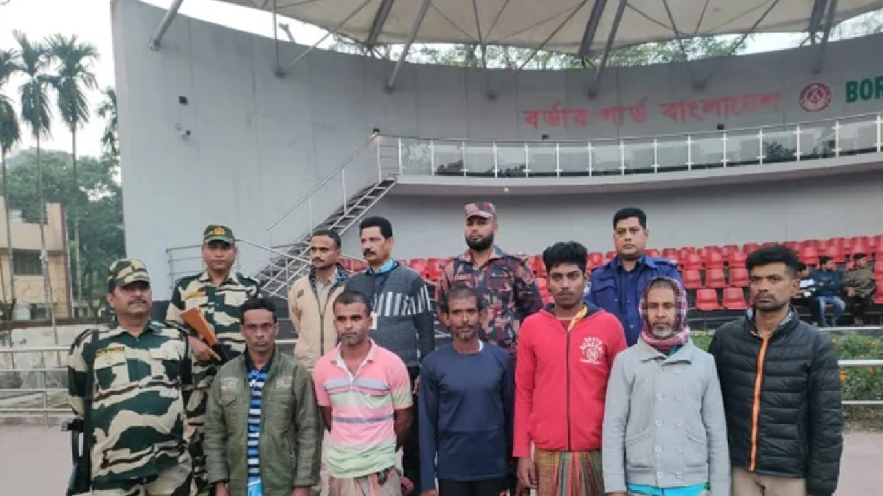 ভারতে কারাভোগ শেষে দেশে ফিরলেন ৬ জেলে