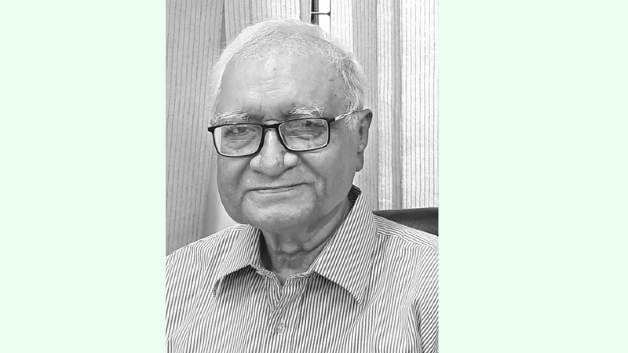 বিজয়ীর মুখে বীরের হাসি