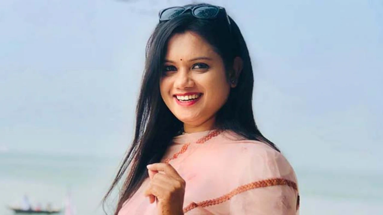 ইডেনের সেই ছাত্রলীগ সভাপতি তামান্না গ্রেপ্তার