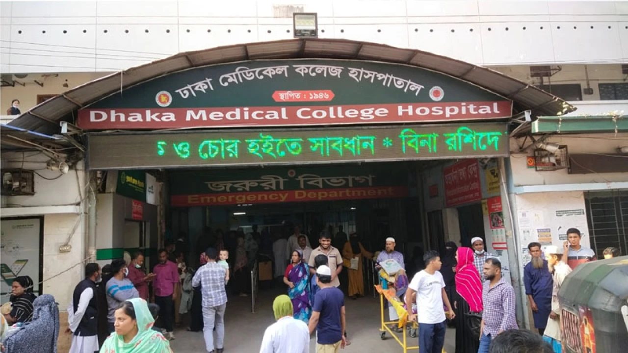 ভাটারায় নির্মাণাধীন ভবন থেকে পড়ে শ্রমিক নিহত