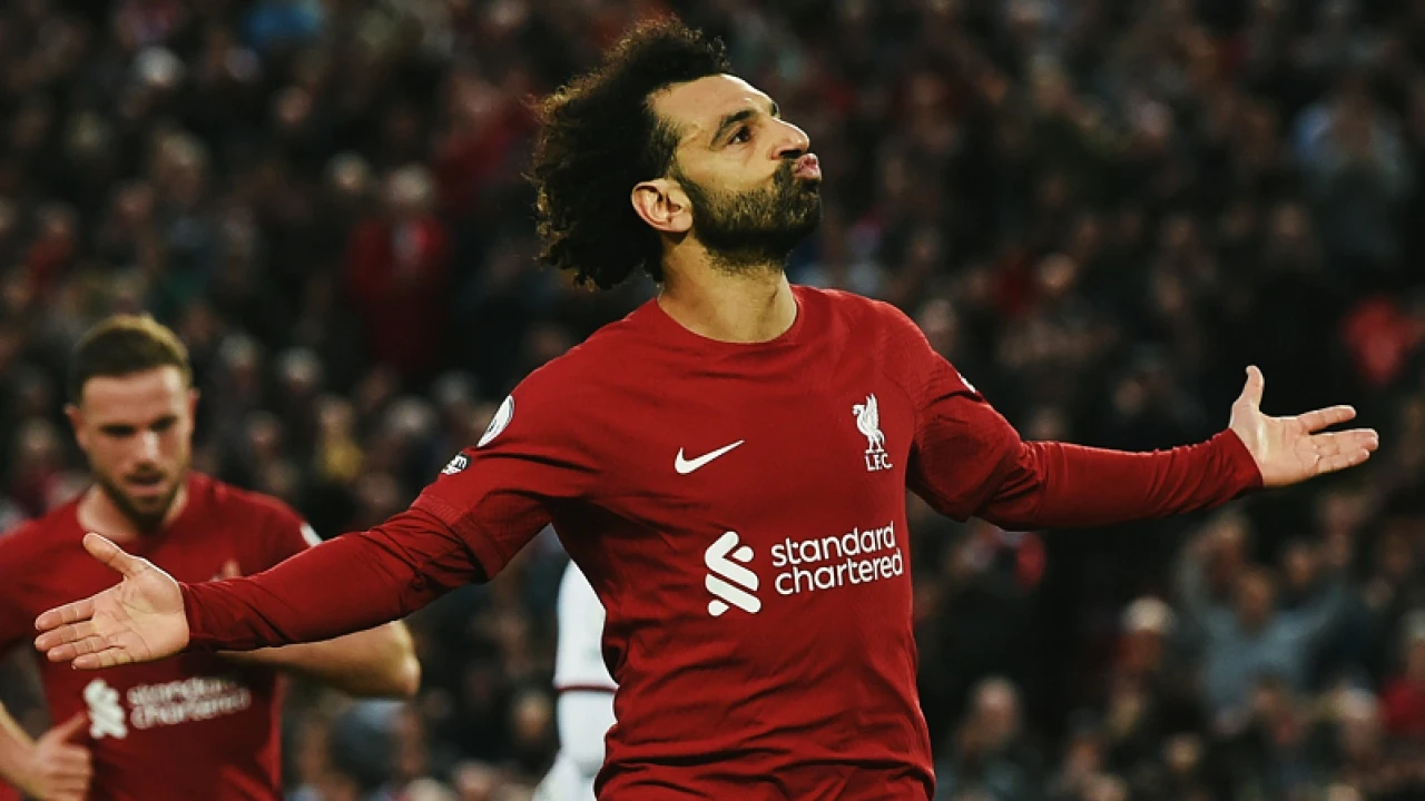 জোড়া গোল-অ্যাসিস্টের রাতে যত রেকর্ড গড়লেন সালাহ