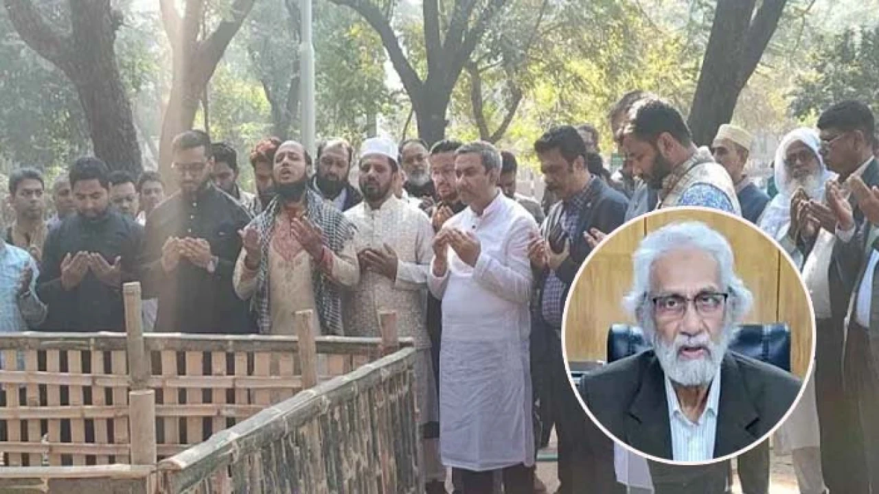 বুদ্ধিজীবী কবরস্থানে চিরনিদ্রায় শায়িত উপদেষ্টা হাসান আরিফ