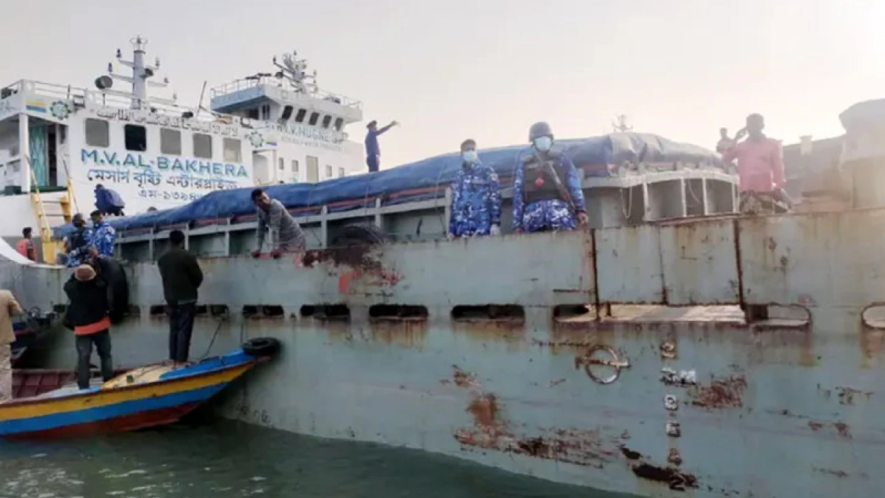 মেঘনায় জাহাজে ৭ খুনের ঘটনায় হাইমচর থানায় মামলা