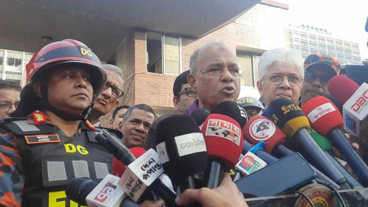 সচিবালয়ে আগুনের ঘটনায় তদন্ত কমিটি হবে: স্বরাষ্ট্র উপদেষ্টা