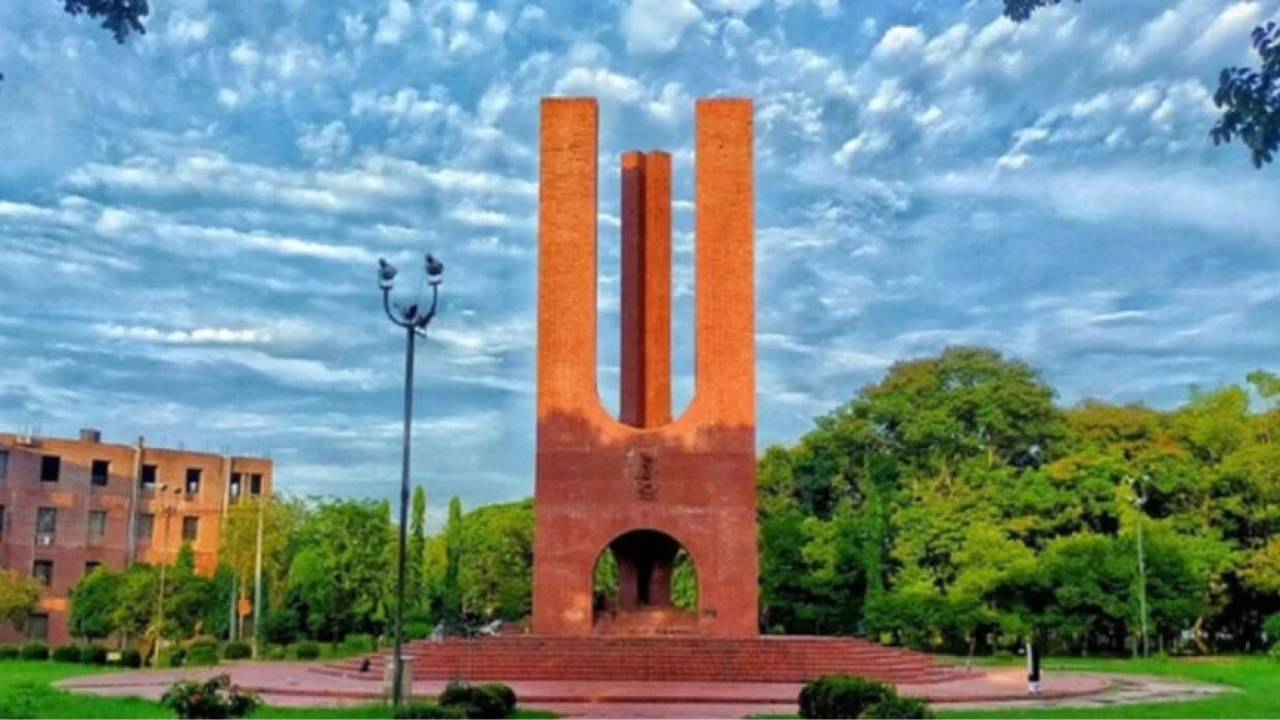 জাবি ভর্তি পরিক্ষায় মুক্তিযোদ্ধার নাতি-নাতনি ও ভিসি কোটা বাতিল