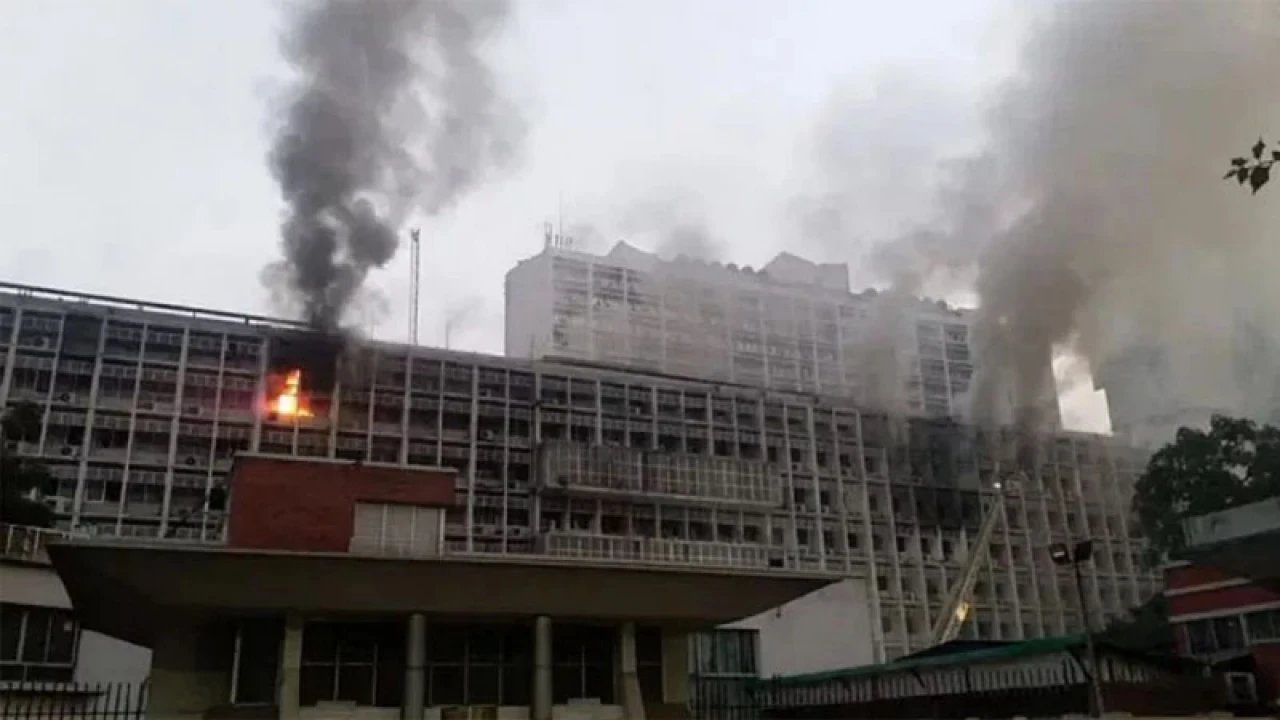 আগুনে সচিবালয়ে ক্ষতির পরিমাণ জানাল গণপূর্ত অধিদপ্তর