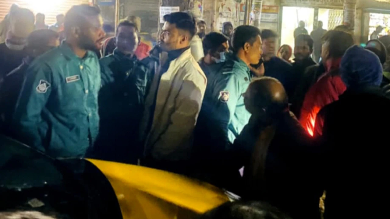 রংপুরে পিস্তলসহ ৪ তরুণ-তরুণী আটক