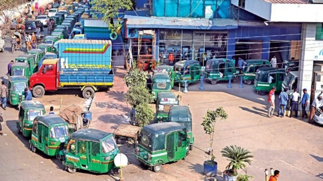 সিএনজি স্টেশন বন্ধ রাখার সময় কমল ২ ঘণ্টা