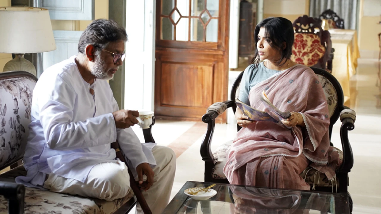 অন্তরার স্বামী আসলে কী?