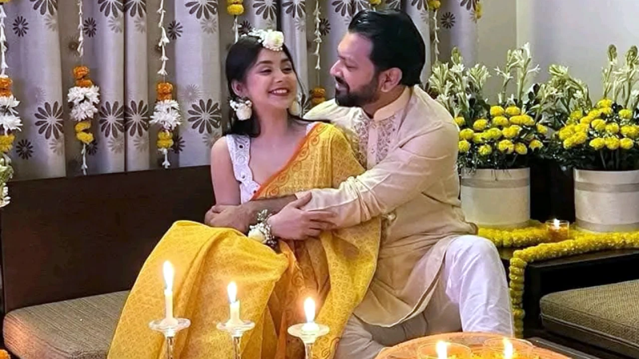 ‘হ্যাঁ, বিয়ে করেছি’ 