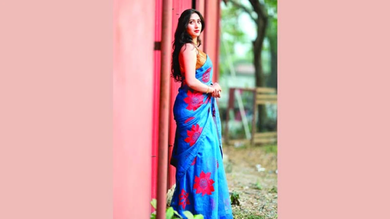 বাণিজ্যিক সিনেমার নায়িকা হওয়ার জন্য আমি প্রস্তুত