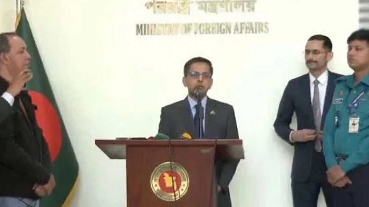 সীমান্তে কাঁটাতারের বেড়া নিয়ে যা বললেন ভারতের হাইকমিশনার