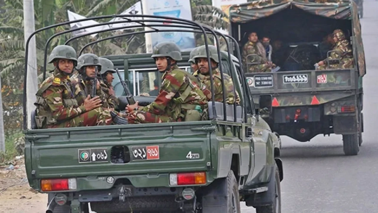সামরিক বাহিনীর ম্যাজিস্ট্রেসি ক্ষমতা আরও ৬০ দিন বাড়ল 