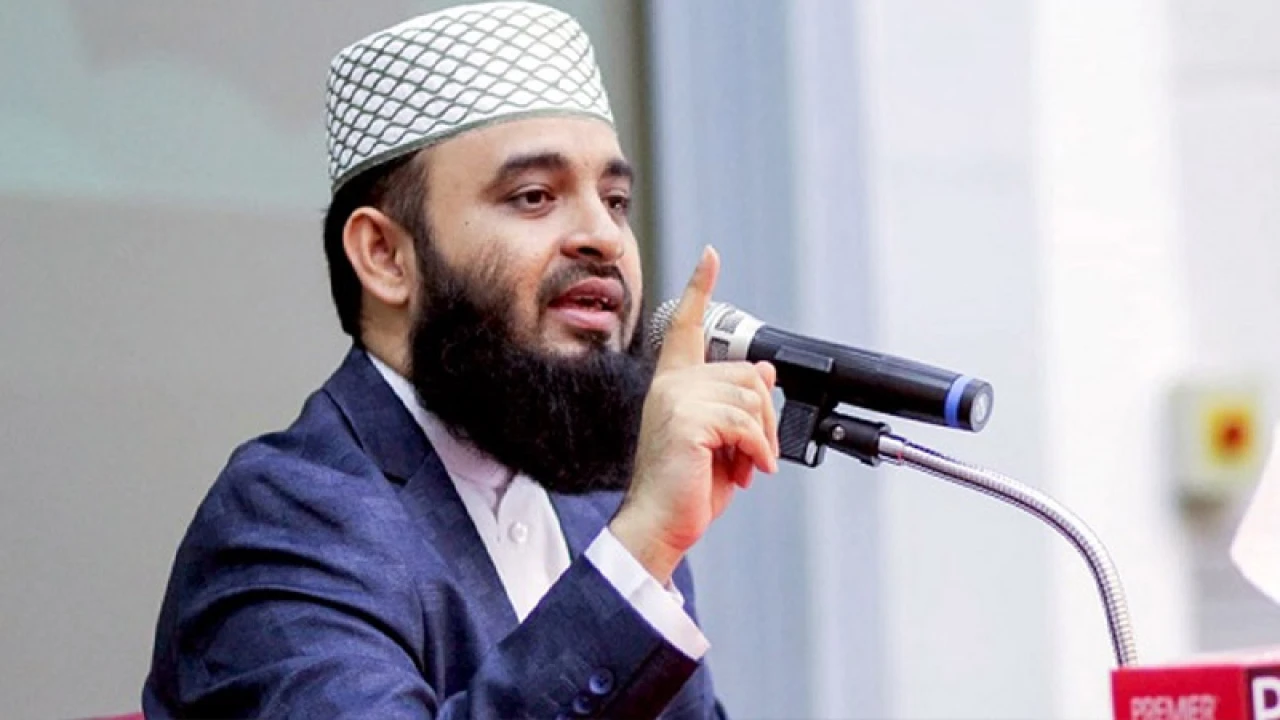 মাহফিলে ‘তুমি’ সম্বোধন, যে ব্যাখ্যা দিলেন আজহারী