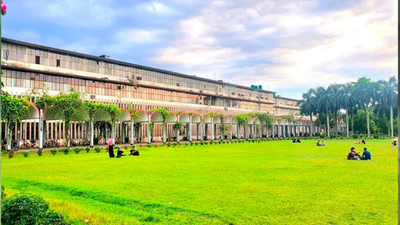 বাংলাদেশ কৃষি বিশ্ববিদ্যালয়ে র‍্যাগিং, ২৭ শিক্ষার্থী বহিষ্কার