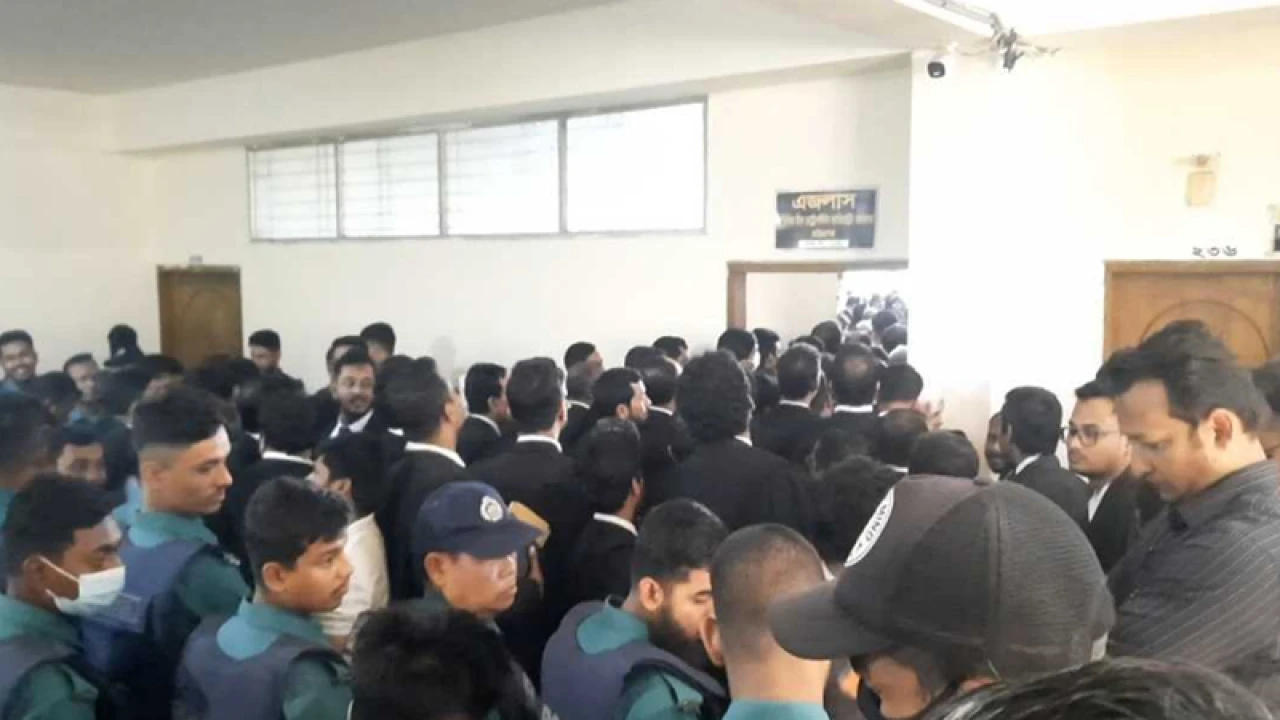 চিন্ময় সমর্থক ৬৩ আইনজীবীর জামিন