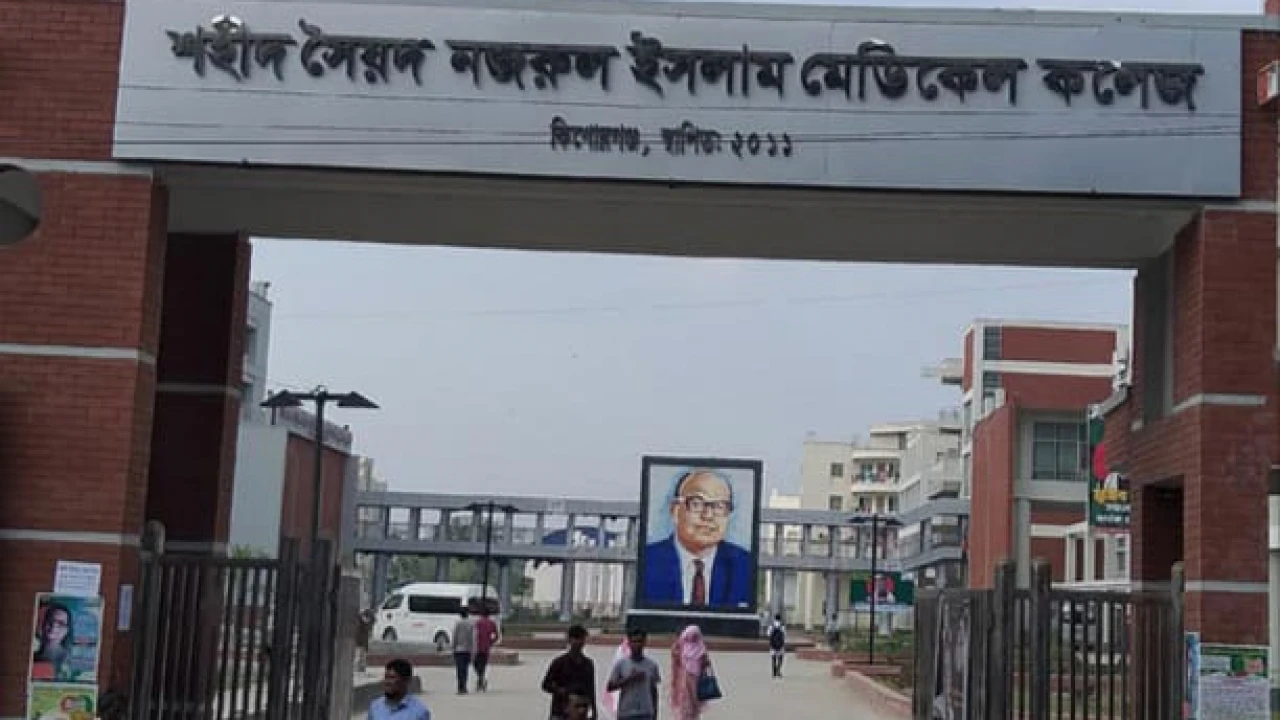 নার্সের ‘ভুল’ ইনজেকশনে প্রাণ গেল ২ রোগীর