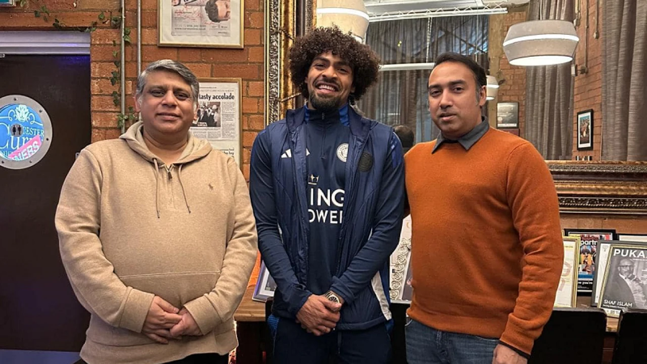 হামজা ও তার পরিবারের সঙ্গে দেখা করে যা বললেন বাফুফে সভাপতি