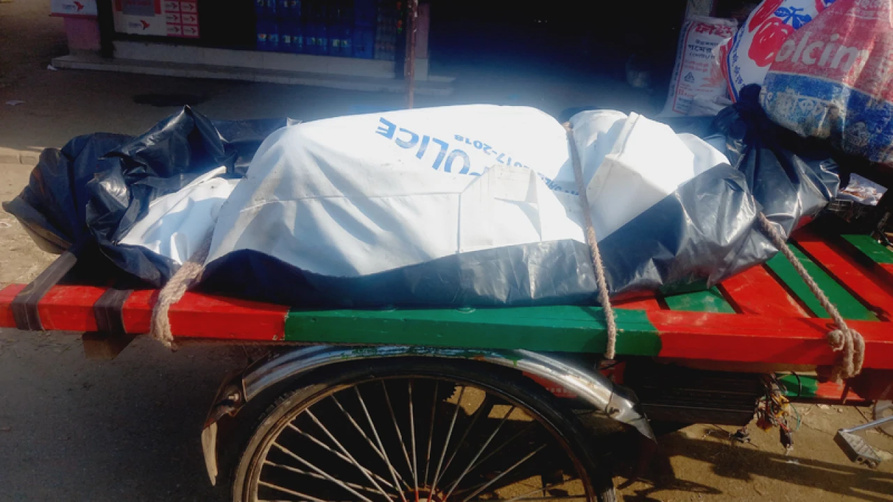 পদ্মা নদী থেকে অজ্ঞাত নারীর মরদেহ উদ্ধার