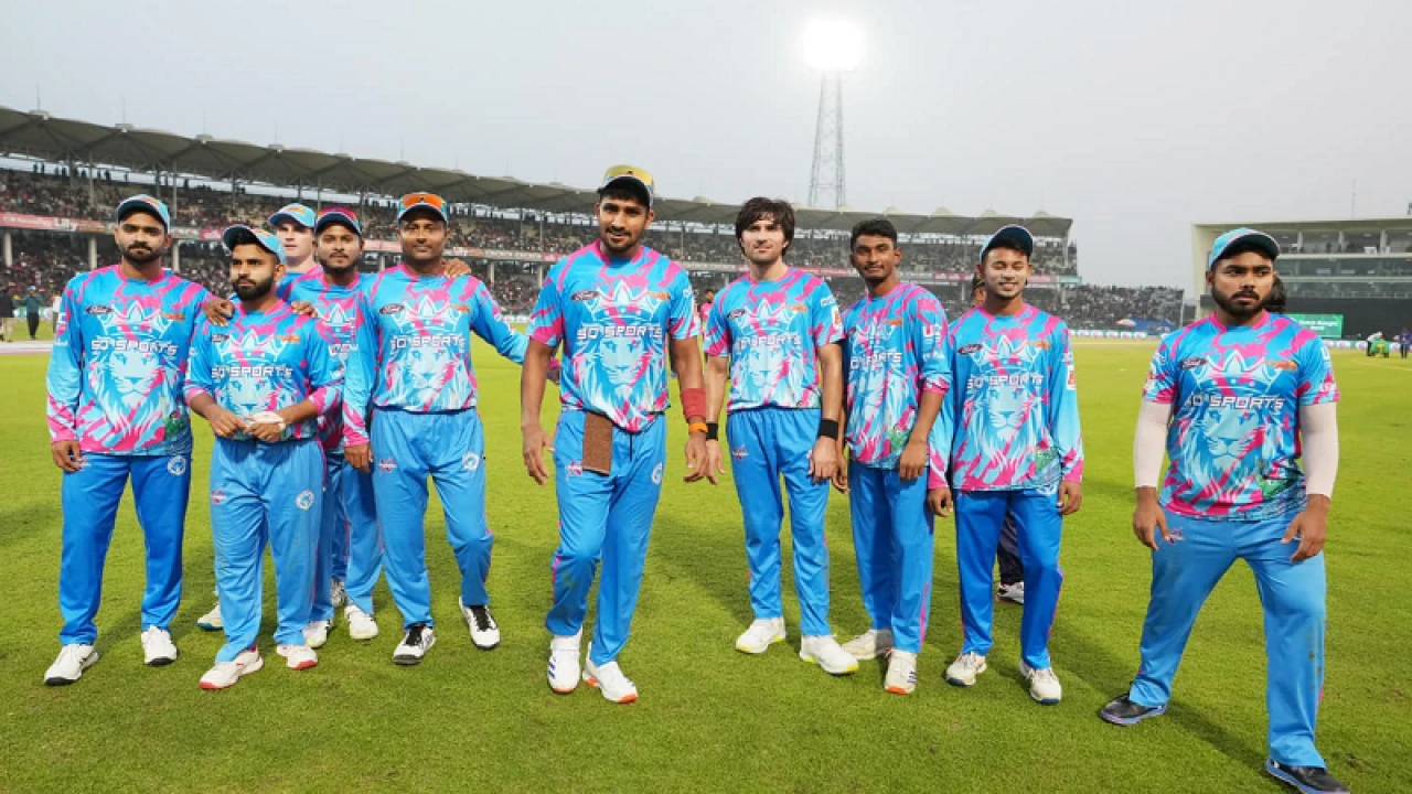 খালেদের জয়ের আনন্দ মিলিয়ে গেল মায়ের মৃত্যুতে