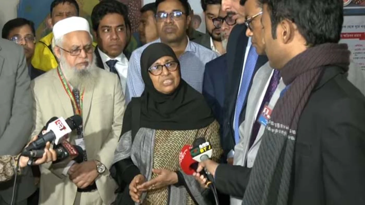 মেডিকেল কলেজে আসন বাড়ছে না: স্বাস্থ্য উপদেষ্টা