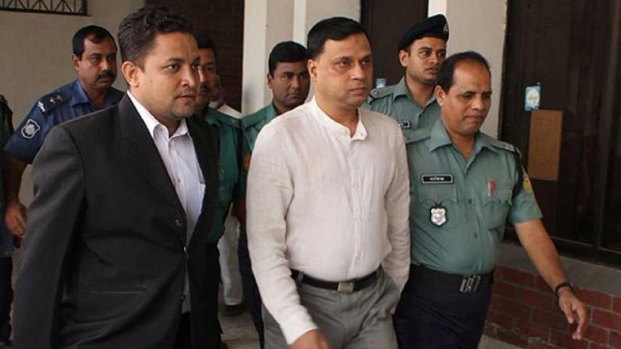 অস্ত্র মামলায় ১০ বছরের কারাদণ্ড থেকে মামুন খালাস