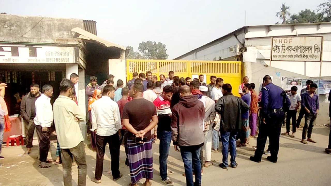 শ্রীপুরে পোশাক কারখানায় বয়লার বিস্ফোরণে আহত ২২