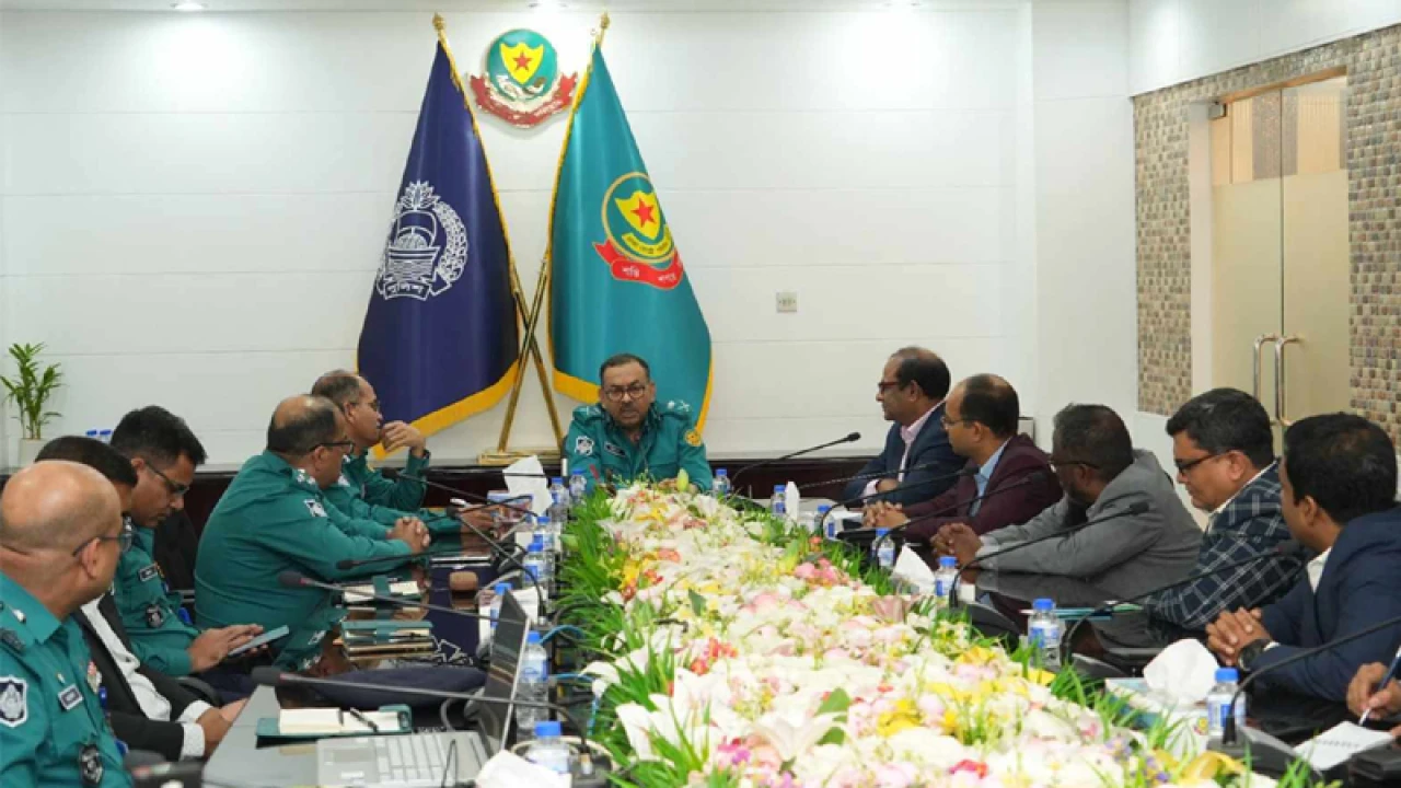 পুলিশের সব ইউনিটে থাকবে এক ধরনের পোশাক 