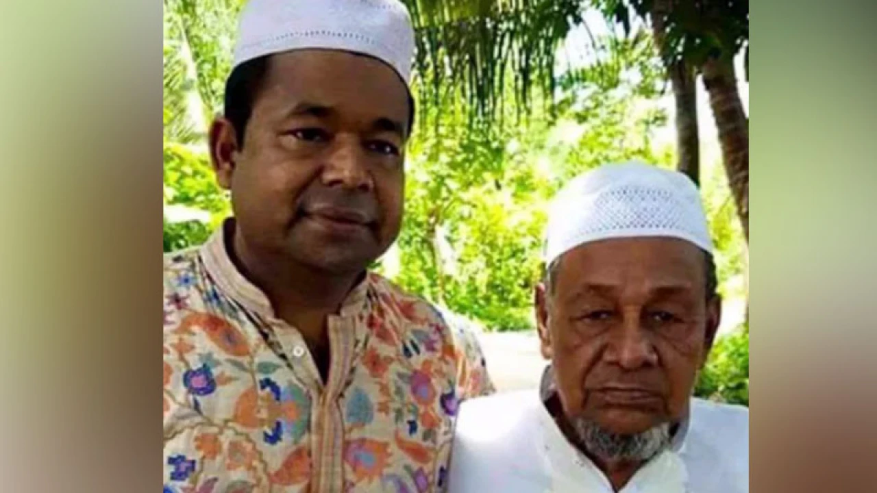 কণ্ঠশিল্পী মনির খানের বাবা মারা গেছেন 