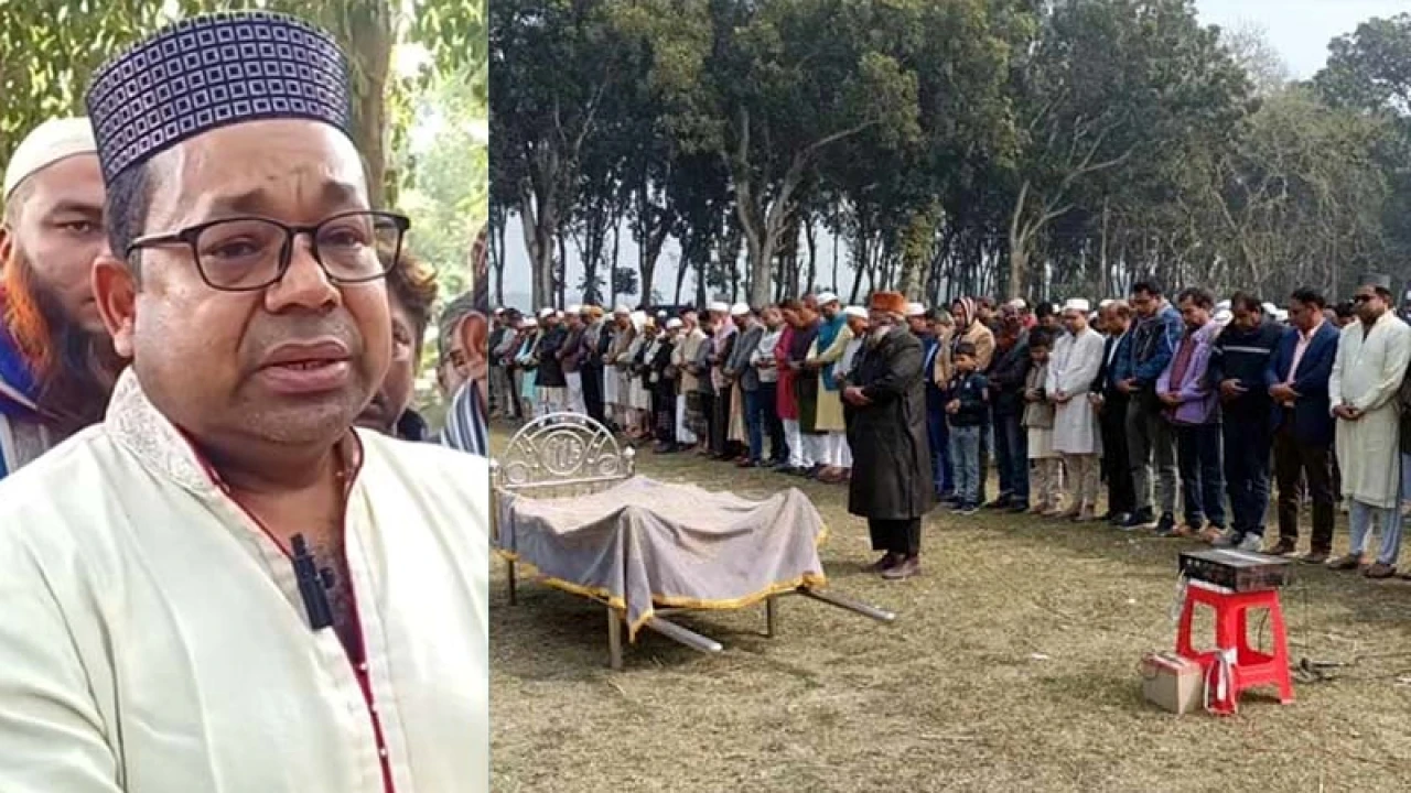 বাবার জানাজায় চুরি হলো মনির খানের মোবাইল ফোন