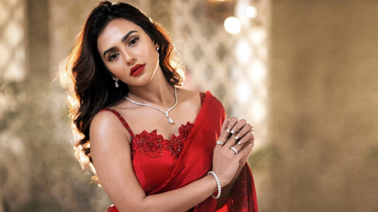 ভয়ে রাজি হইনি: নুসরাত ফারিয়া