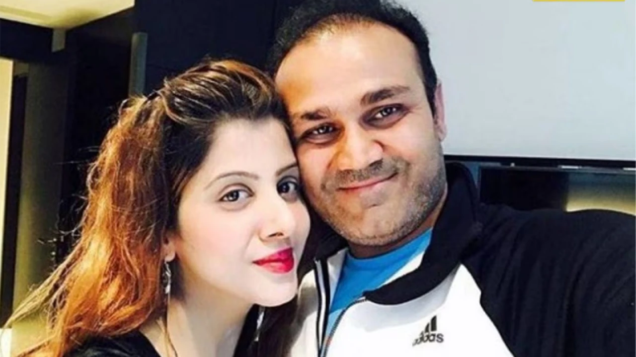 শেবাগের ২০ বছরের সংসারে বিচ্ছেদের গুঞ্জন