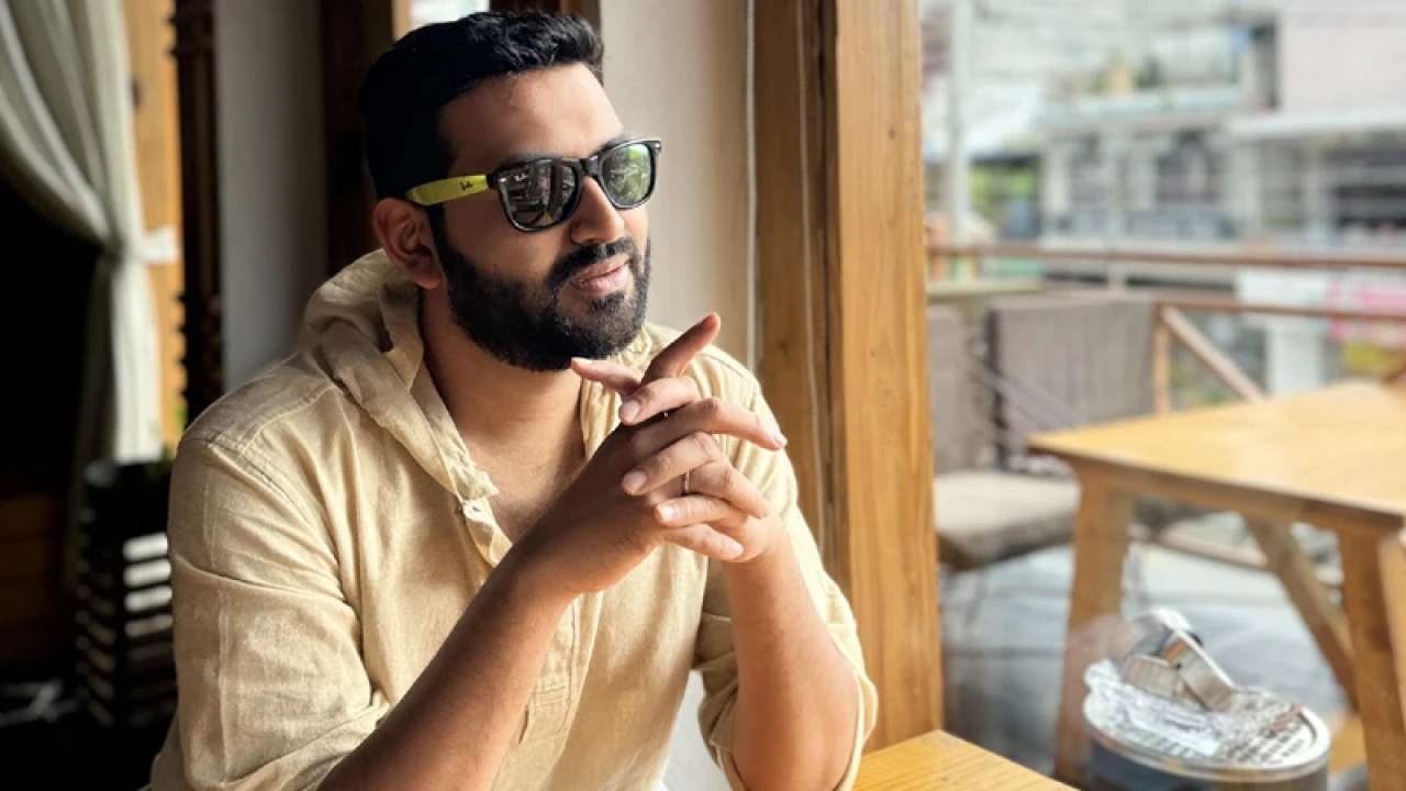 শোবিজ ছেড়ে ইসলামের ছায়াতলে অভিনেতা তামিম মৃধা 