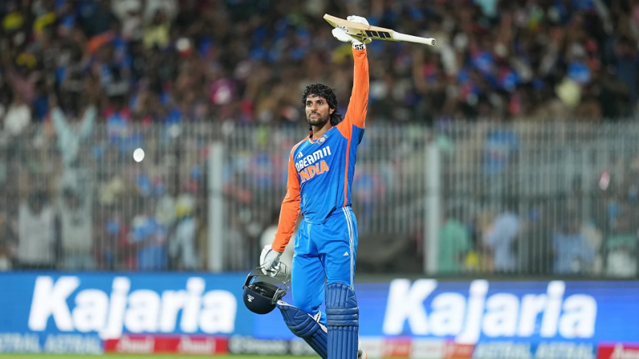 টি-টোয়েন্টিতে ইতিহাস নতুন করে লিখলেন তিলক