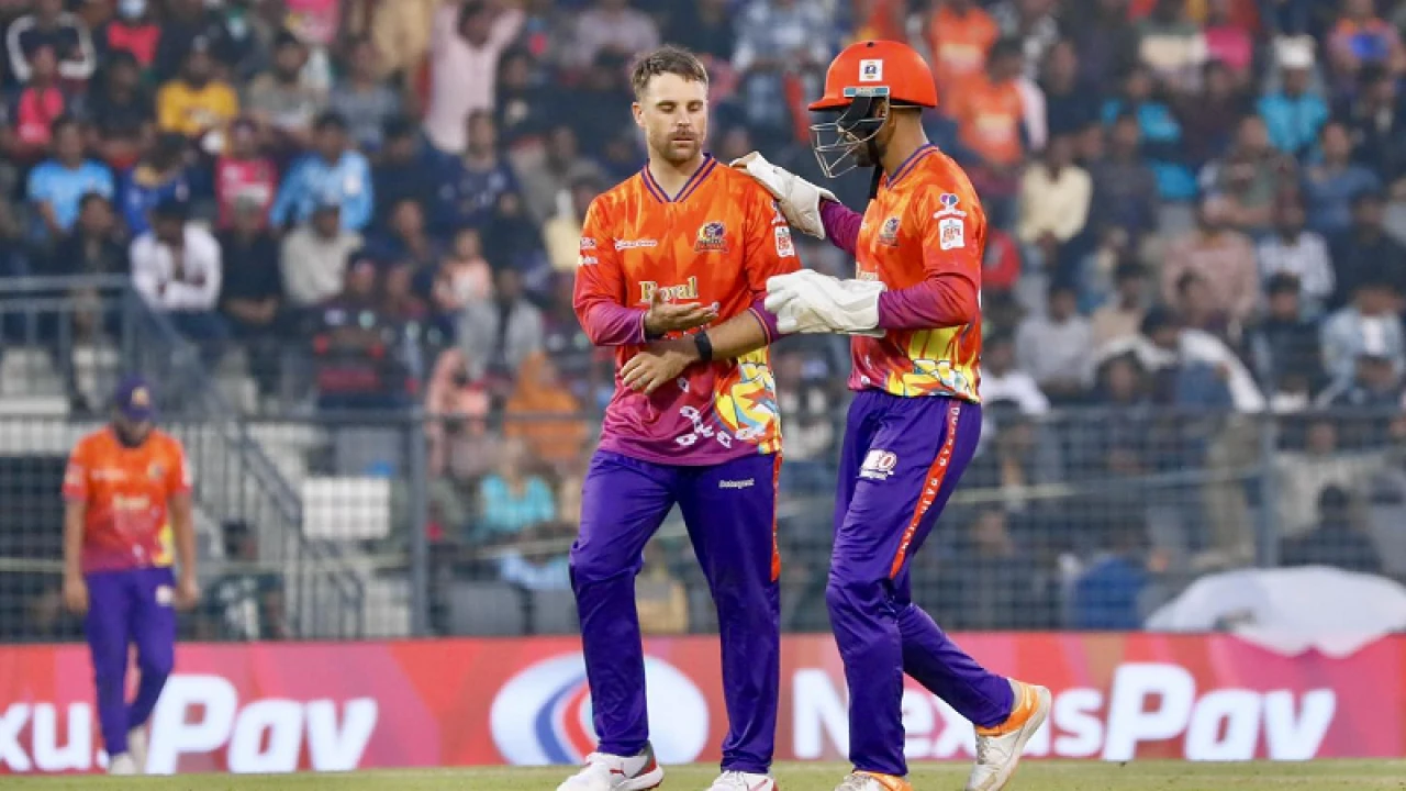 হোটেলে আটকা রাজশাহীর বিদেশি ক্রিকেটাররা, পারছেন না দেশে ফিরতে