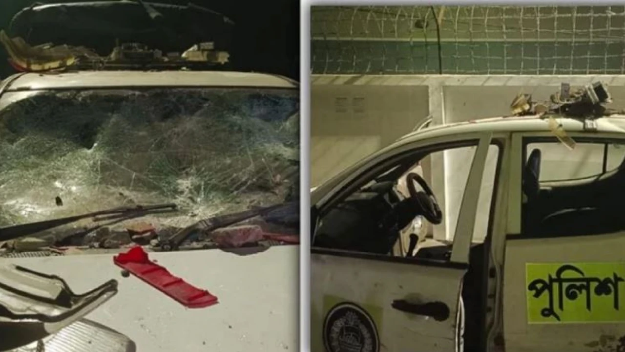 আওয়ামী লীগের লিফলেট বিতরণে পুলিশের বাধা, আটক ১