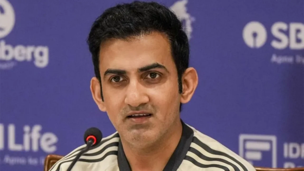 ড্রেসিংরুমের বিতর্ক নিয়ে মুখ খুললেন গম্ভীর