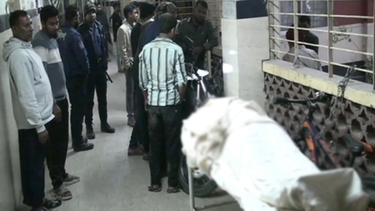 নারায়ণগঞ্জে দুর্বৃত্তদের গুলিতে স্বেচ্ছাসেবক দলের নেতা মামুন নিহত