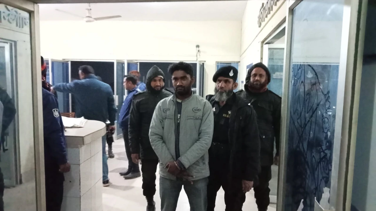 গৃহবধূ হত্যায় র‍্যাবের হাতে স্বামী আটক