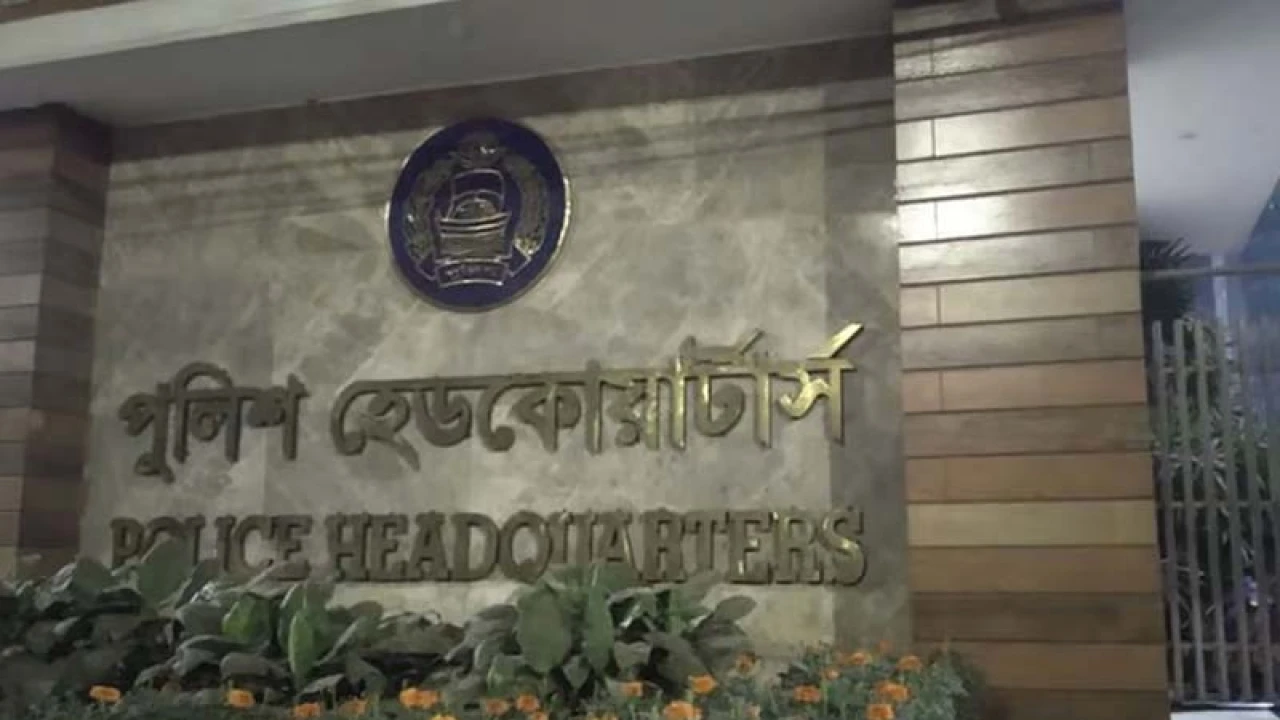 কাউকে হুমকি দিলে কঠোর ব্যবস্থা নেবে পুলিশ 