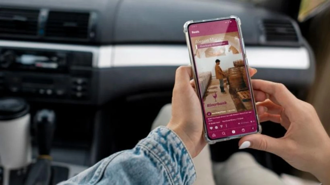 আমাদের মস্তিষ্কে রিল-শর্টসের কতটা প্রভাব ফেলে জানেন? 