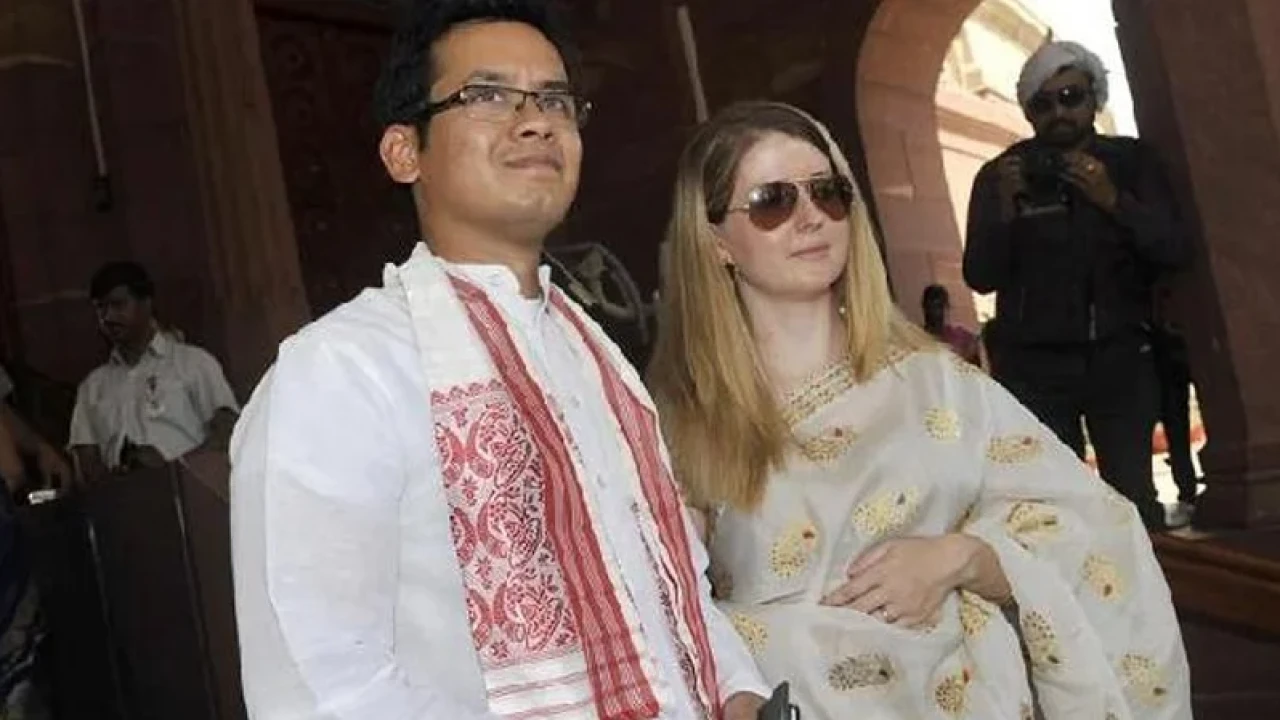 ‘আমার স্ত্রী আইএসআই হলে, আমি র-এজেন্ট’