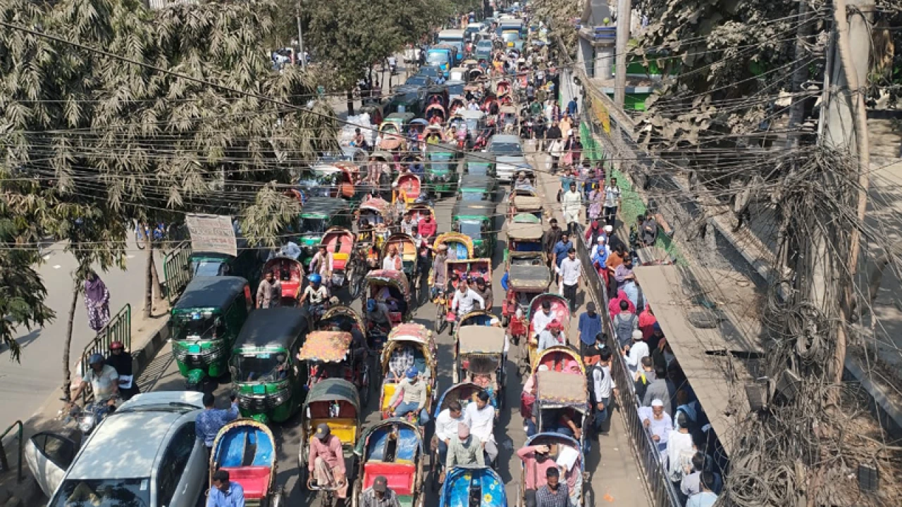 ঢাবি ও জবির ভর্তি পরীক্ষা একই দিনে, শিক্ষার্থী-অভিভাবকদের ভোগান্তি